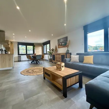 Le Des Fleurs Apartment