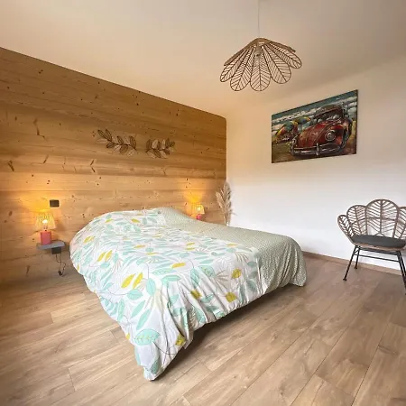 Le Des Fleurs Apartment *