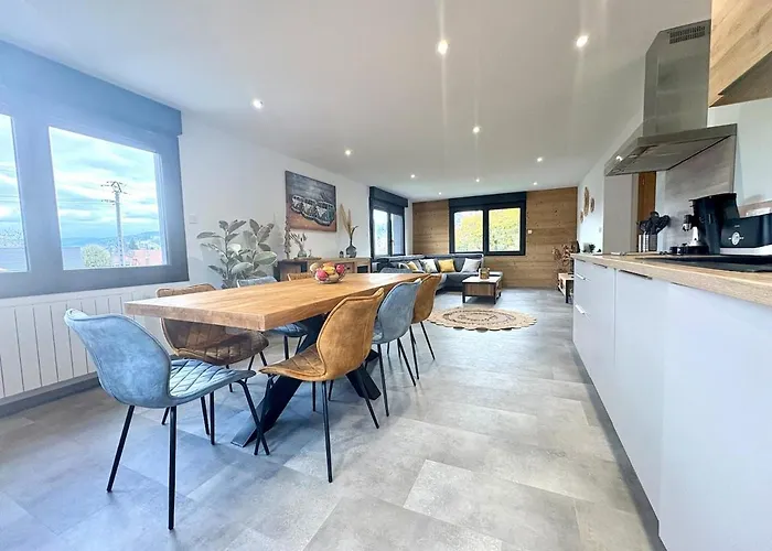 Le Des Fleurs Apartment *