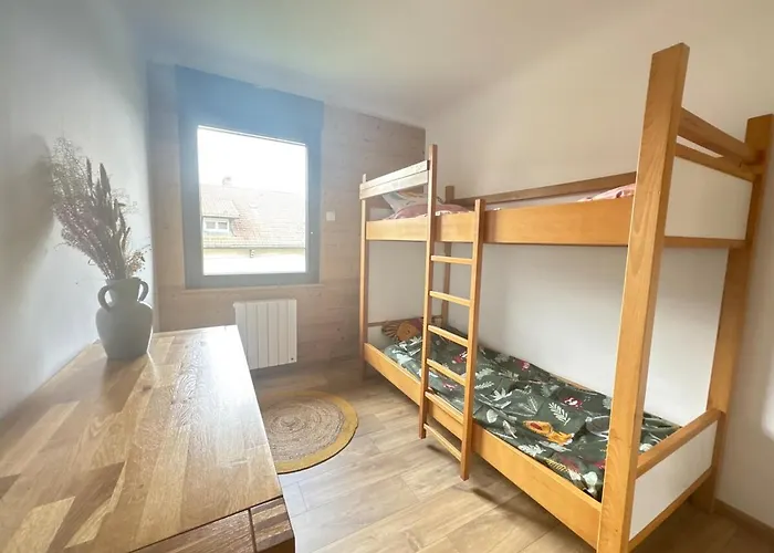 Le Des Fleurs Apartment *